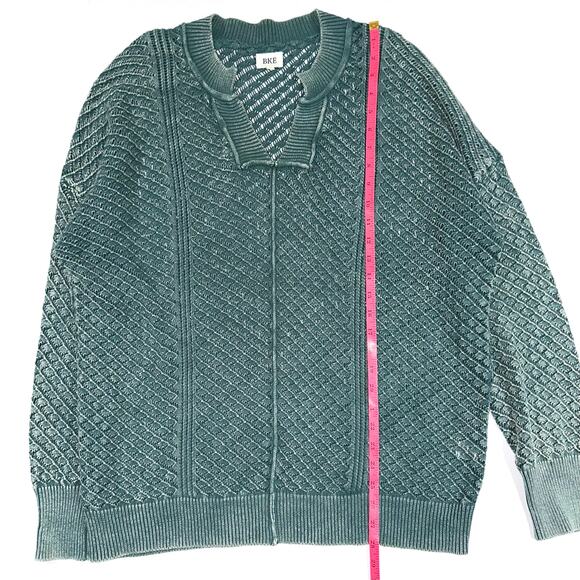 BKE Washed Notch Neck Oversized Cotton Open Weave Jasper Green Sweater Size S - Picture 13 of 14